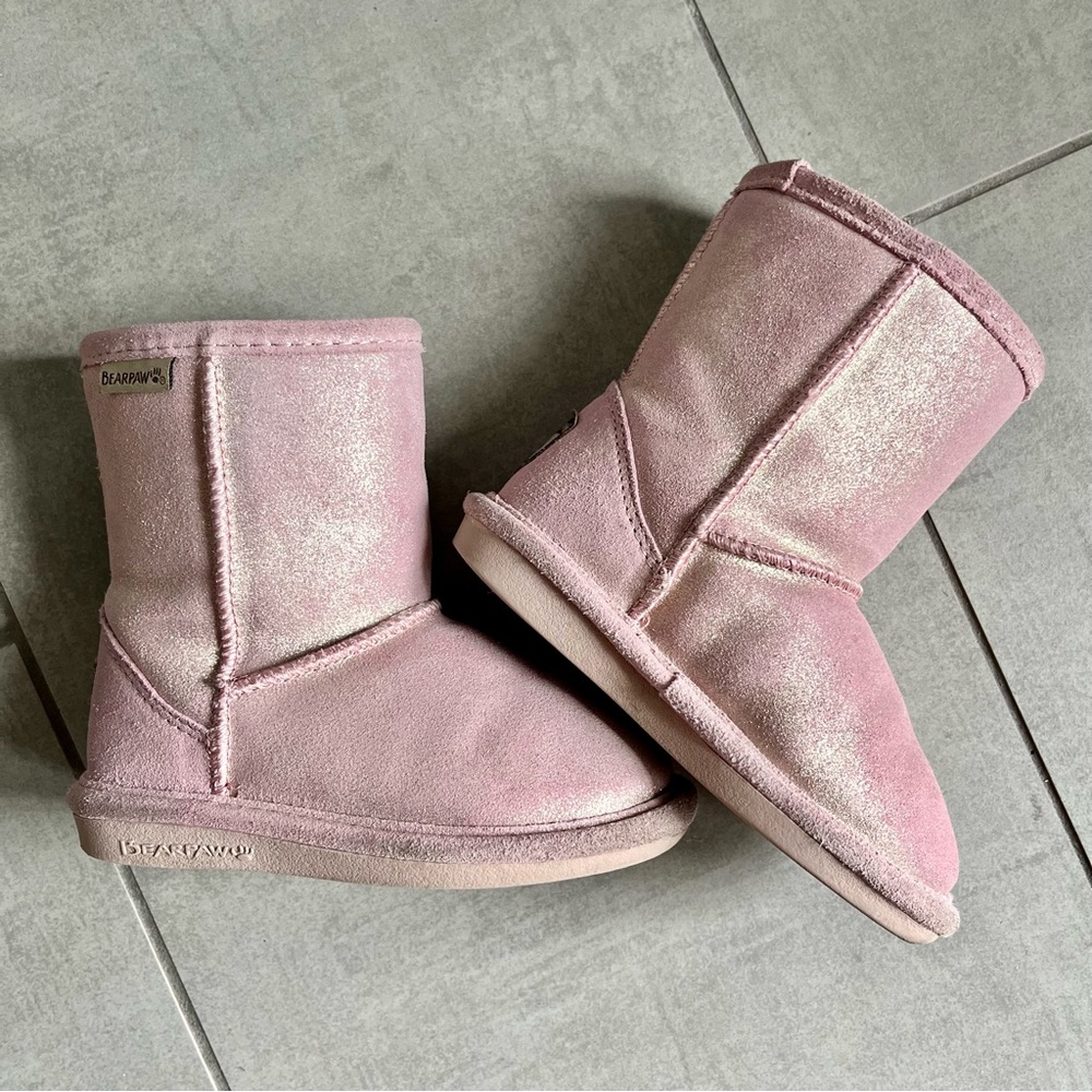 BEARPAW | Pink Glitter Suede Boot with wool lining Toddler size 9
